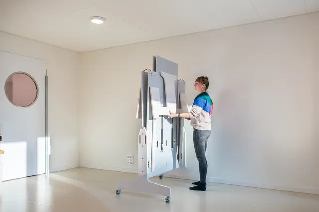 Sammenleggbart bord med benker